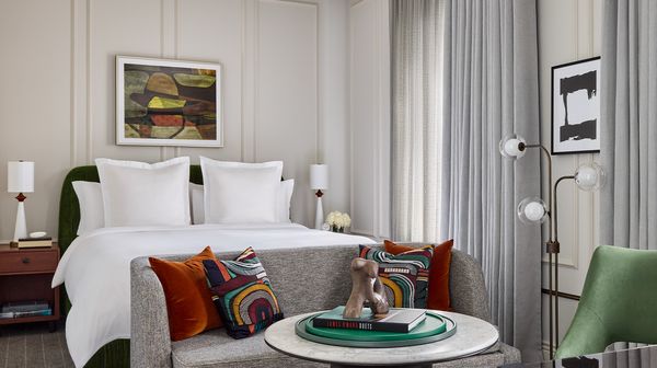 Rosewood Hotel Georgia interior