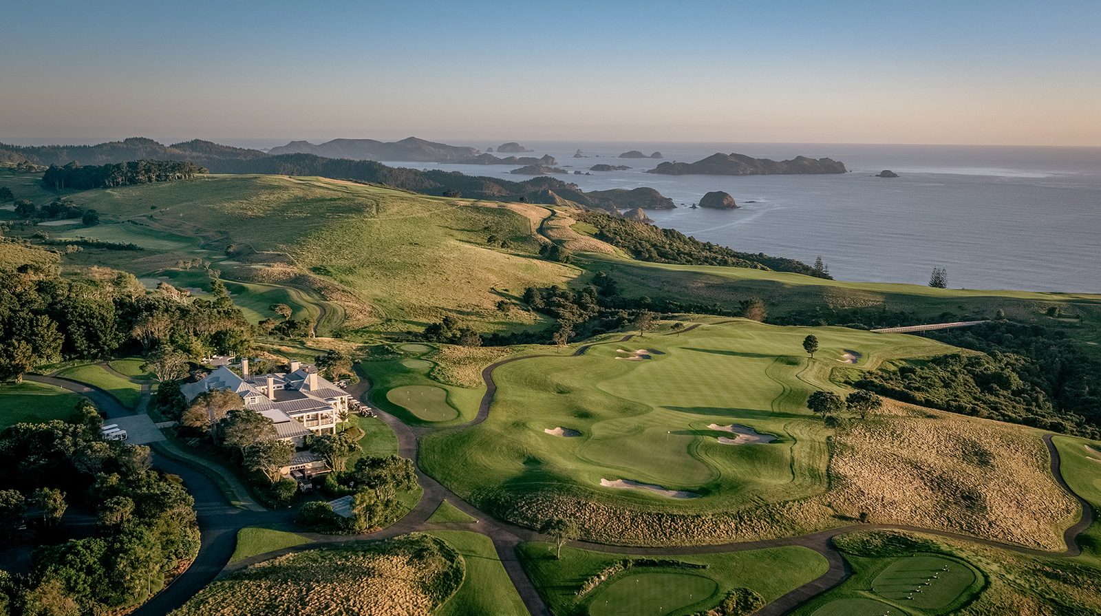 Rosewood Kauri Cliffs exterior view