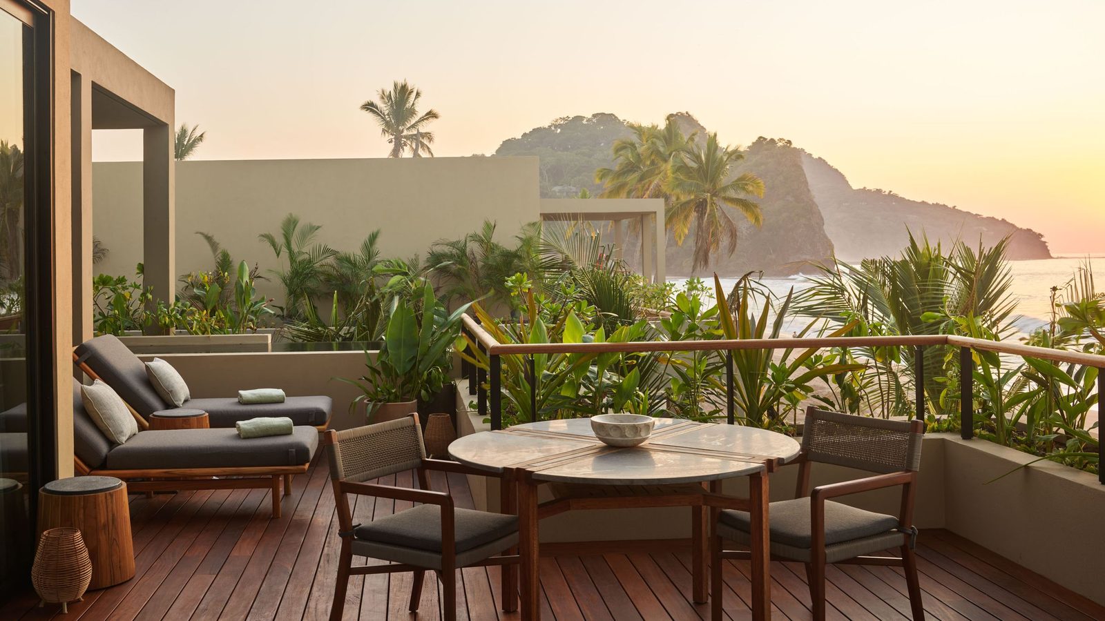 Rosewood Mandarina exterior view