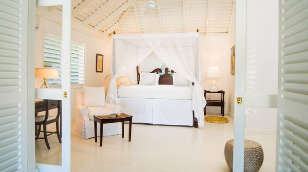 Round Hill Hotel and Villas interior