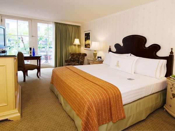 Royal Sonesta Hotel New Orleans interior
