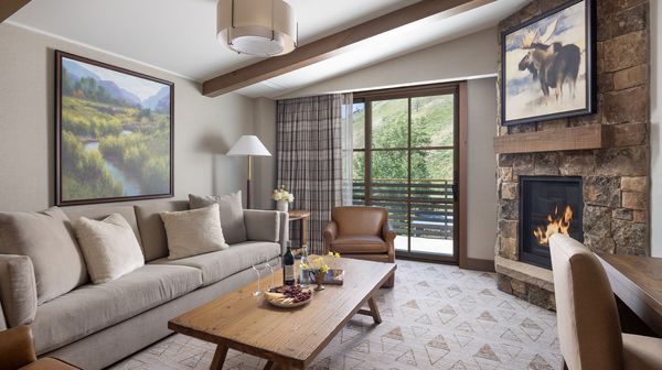 Rusty Parrot Lodge & Spa interior