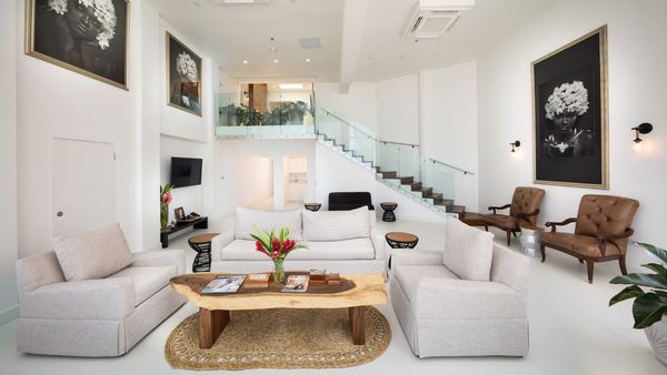 S Hotel Montego Bay interior