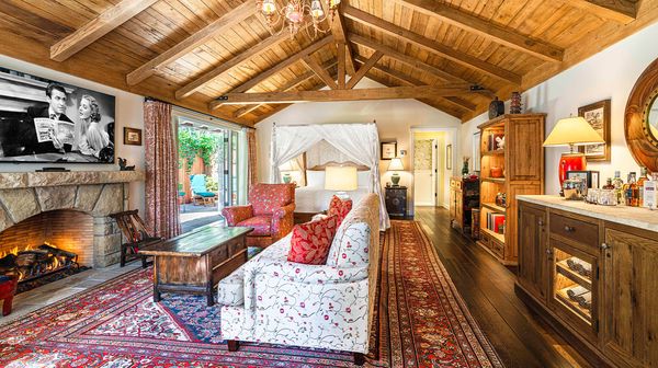 San Ysidro Ranch interior