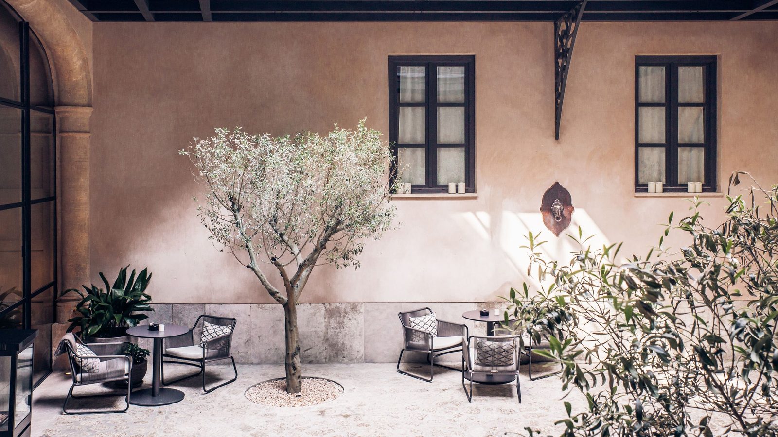Sant Francesc Hotel Singular exterior view