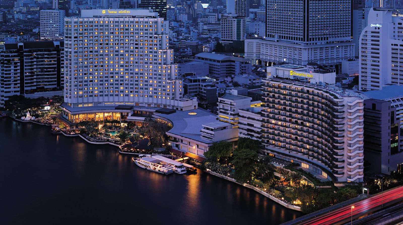 Shangri-La Bangkok exterior view