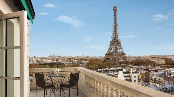 Shangri-La Paris interior