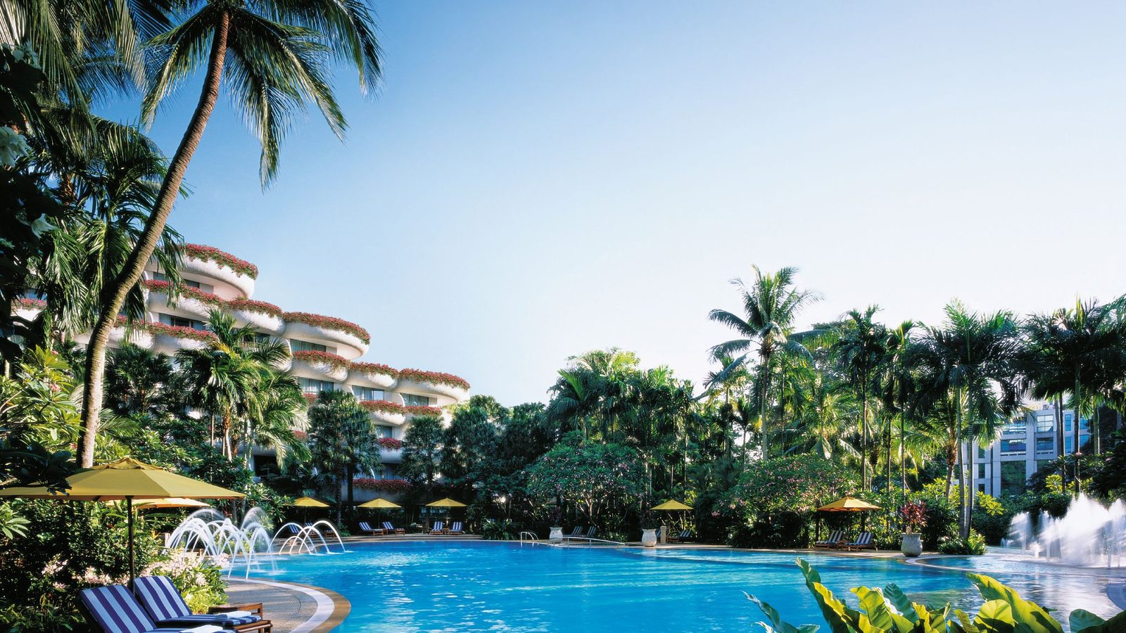 Shangri-La Singapore exterior view