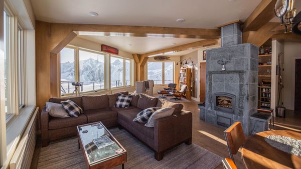 Sheldon Chalet interior