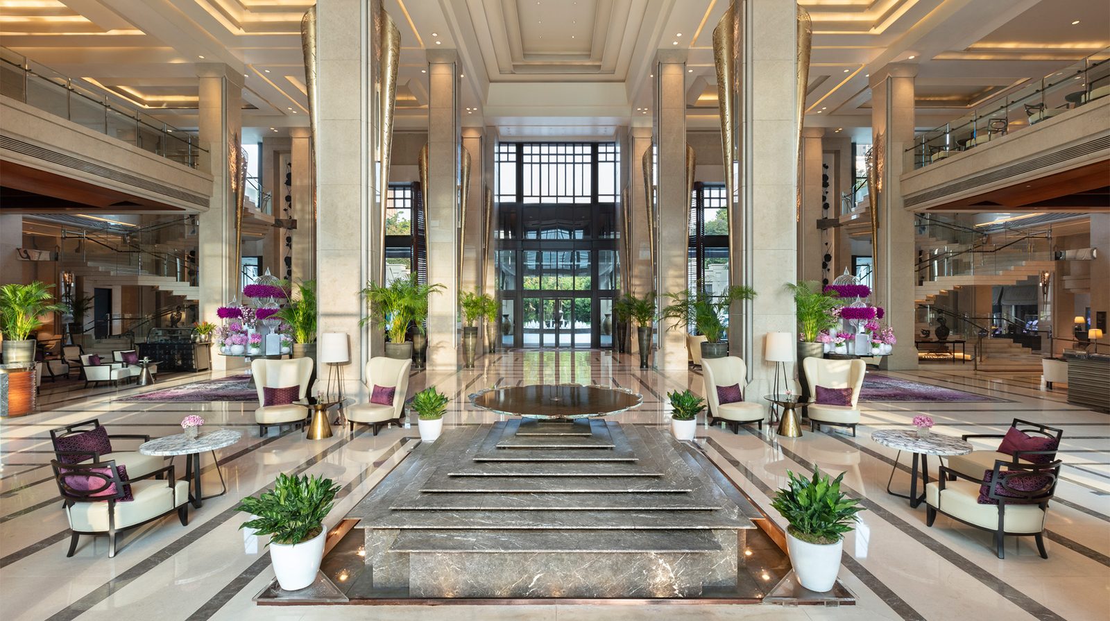 Siam Kempinski Hotel Bangkok interior