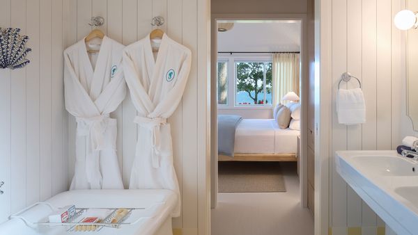 Silver Sands Motel & Beach Bungalows interior