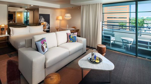 SLS Hotel, a Luxury Collection Hotel, Beverly Hills interior