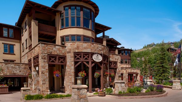 The Chateaux Deer Valley interior