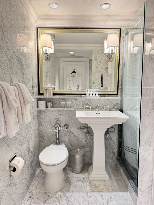 The Eliot Hotel interior