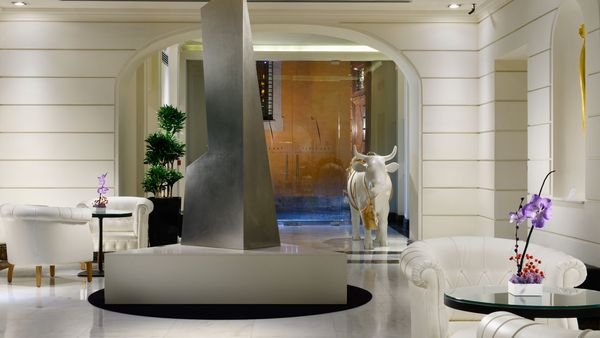 The First Roma Arte interior