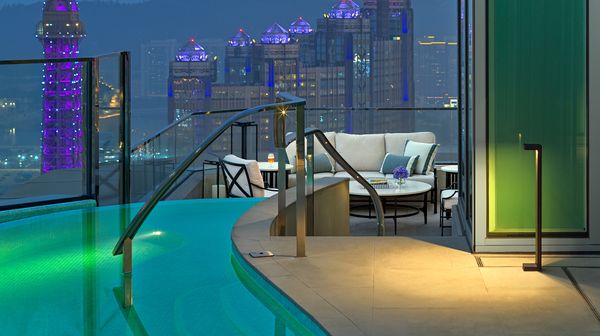 The Grand Suites at Four Seasons interior