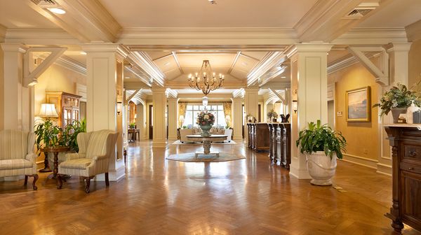 The Inn & Club at Harbour Town interior