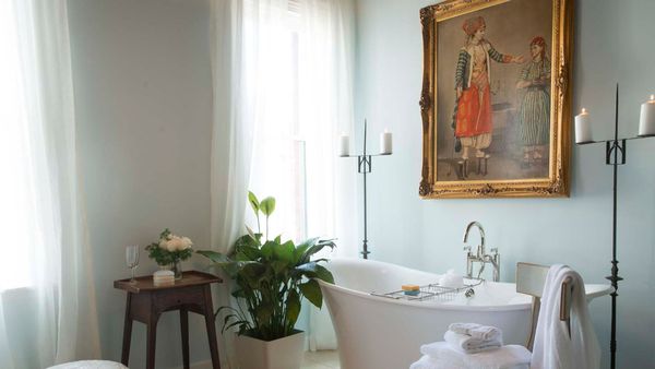 The Ivy Hotel interior