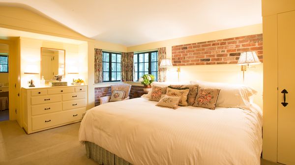 The Lodge at Glendorn interior
