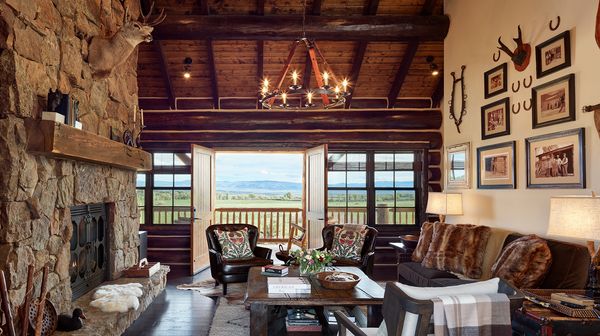 The Lodge & Spa at Brush Creek Ranch interior