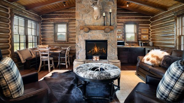 The Lodge & Spa at Brush Creek Ranch interior