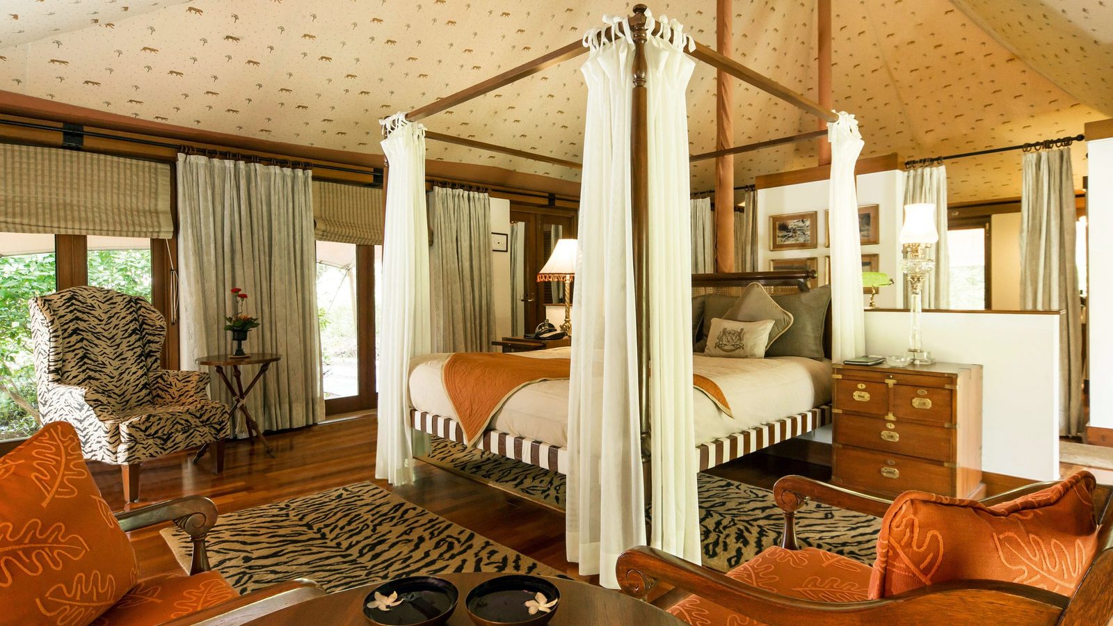 The Oberoi Vanyavilas Wildlife Resort, Ranthambhore interior