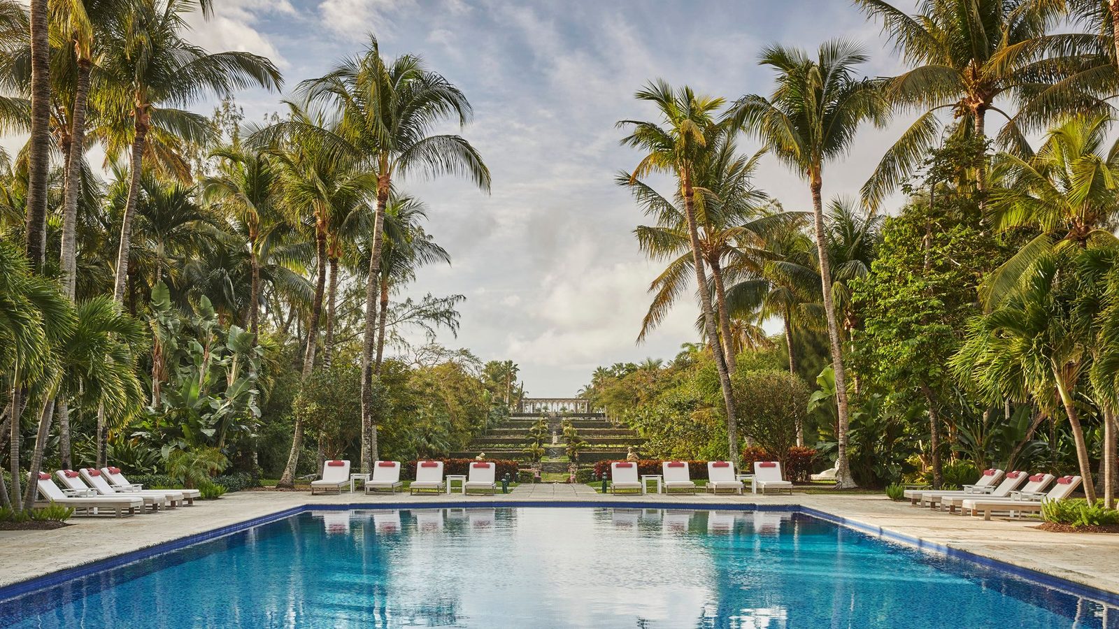 The Ocean Club, A Four Seasons Resort, Bahamas exterior view