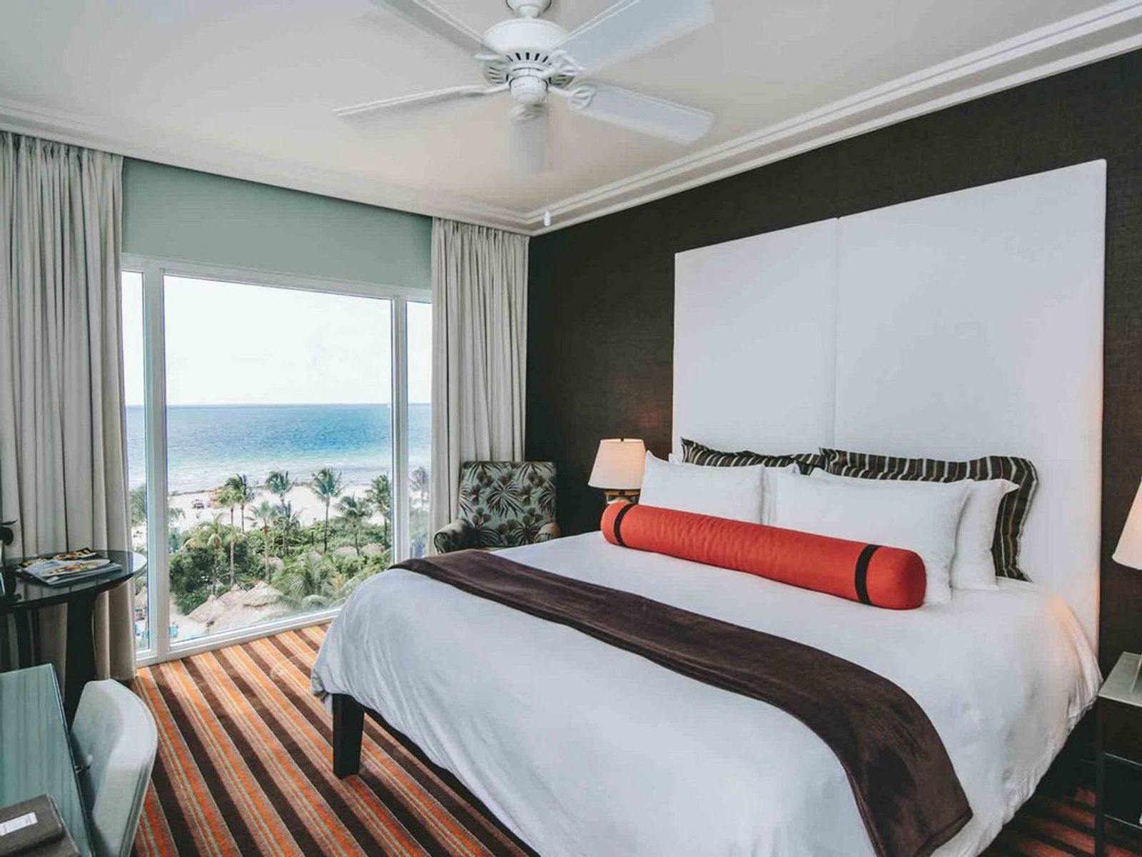The Palms Hotel & Spa interior