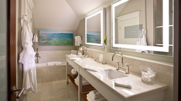 The Pearl Hotel, San Diego interior
