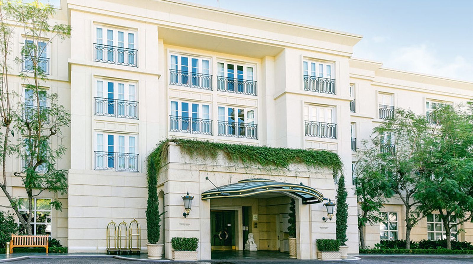 The Peninsula Beverly Hills exterior view