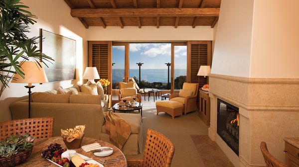 The Resort at Pelican Hill interior
