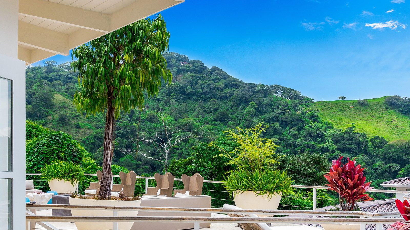 The Retreat Costa Rica exterior view