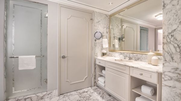 The Ritz-Carlton Coconut Grove, Miami interior