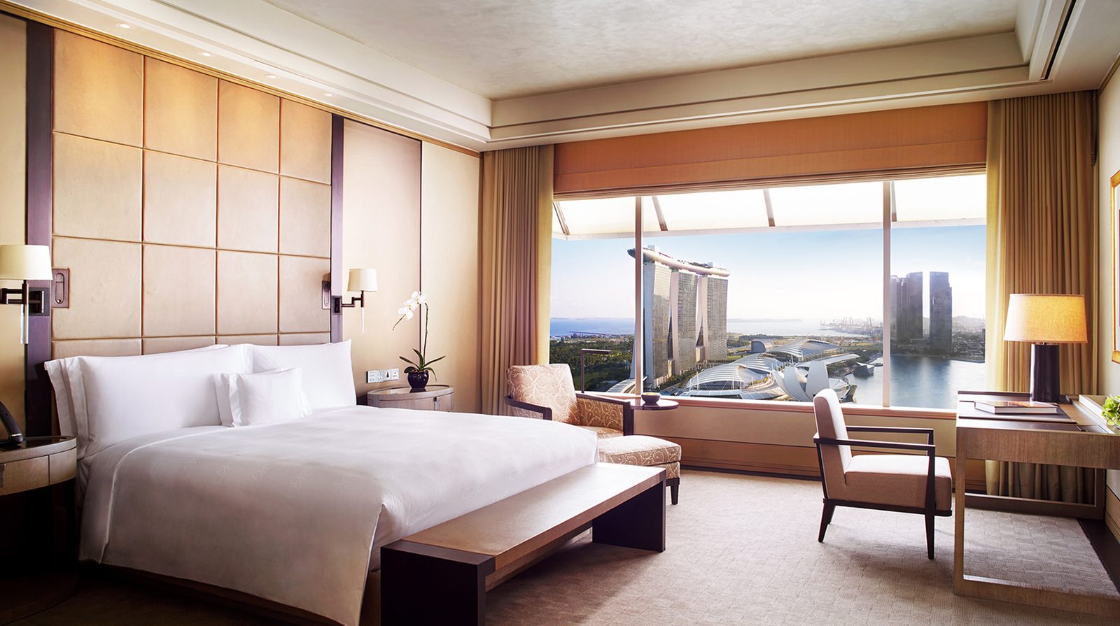 The Ritz-Carlton, Millenia Singapore exterior view