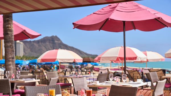The Royal Hawaiian, a Luxury Collection Resort, Waikiki interior