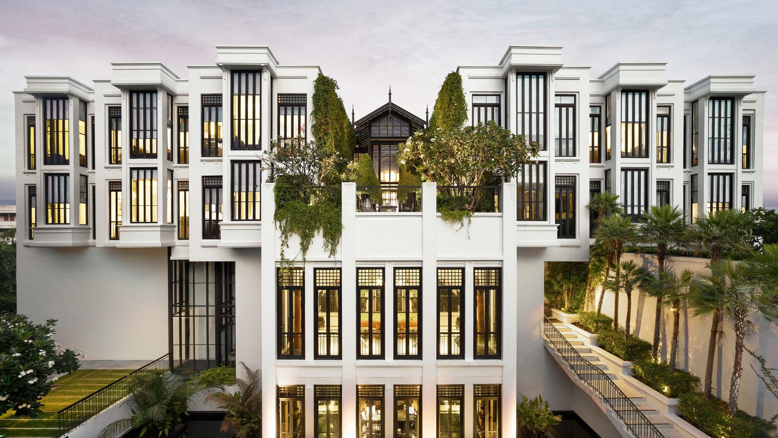 The Siam exterior view