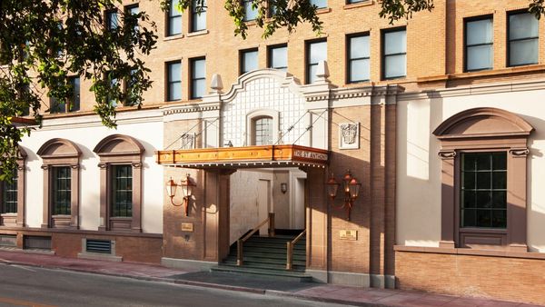 The St. Anthony, a Luxury Collection Hotel, San Antonio interior