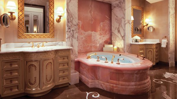 THE VILLAS Caesars Palace interior