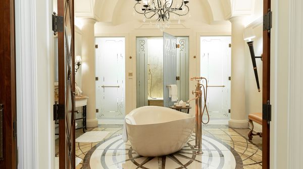 THE VILLAS Caesars Palace interior