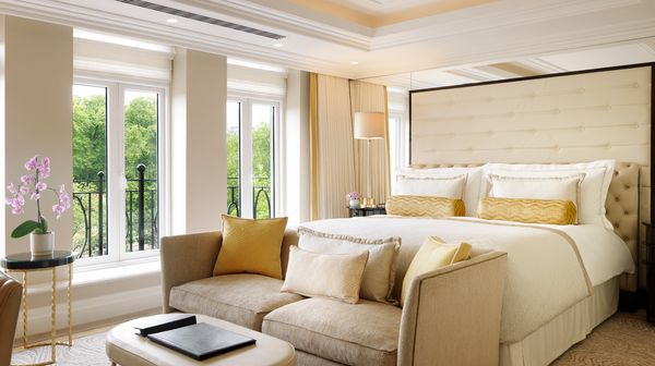 The Wellesley Knightsbridge, A Luxury Collection Hotel interior