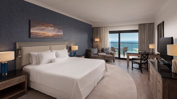 The Westin Dragonara Resort interior