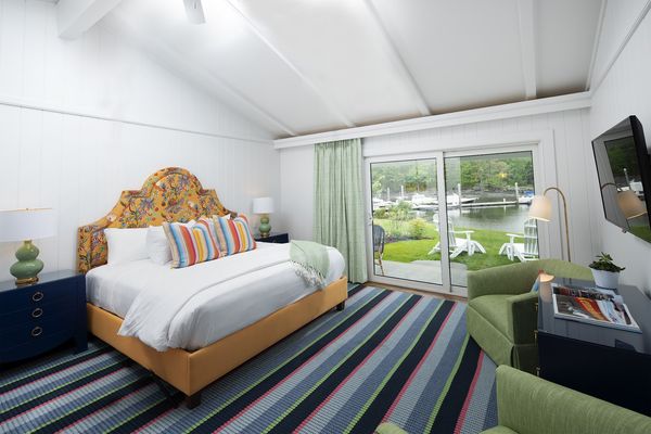 The Yachtsman Hotel & Marina Club interior