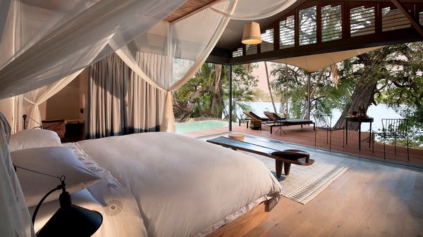 Thorntree River Lodge interior