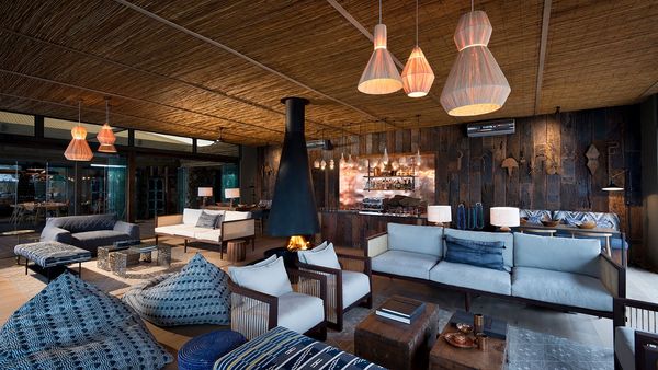 Thorntree River Lodge interior