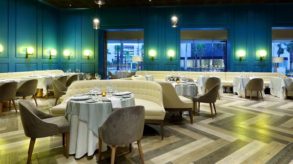 TRS Coral Hotel interior
