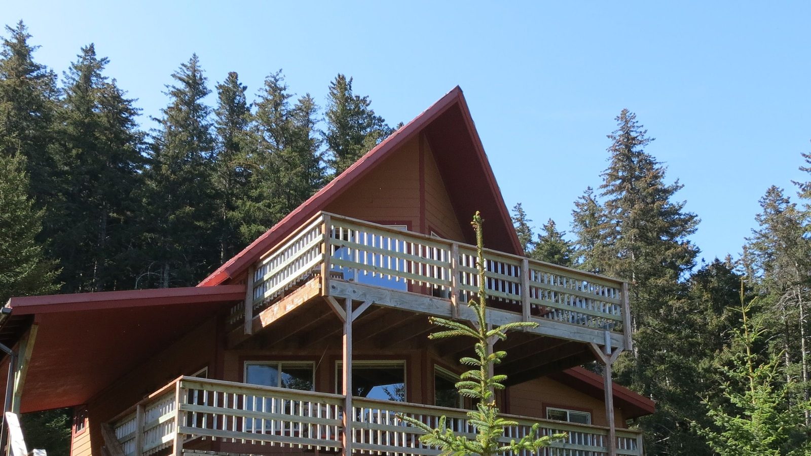 Tutka Bay Lodge interior
