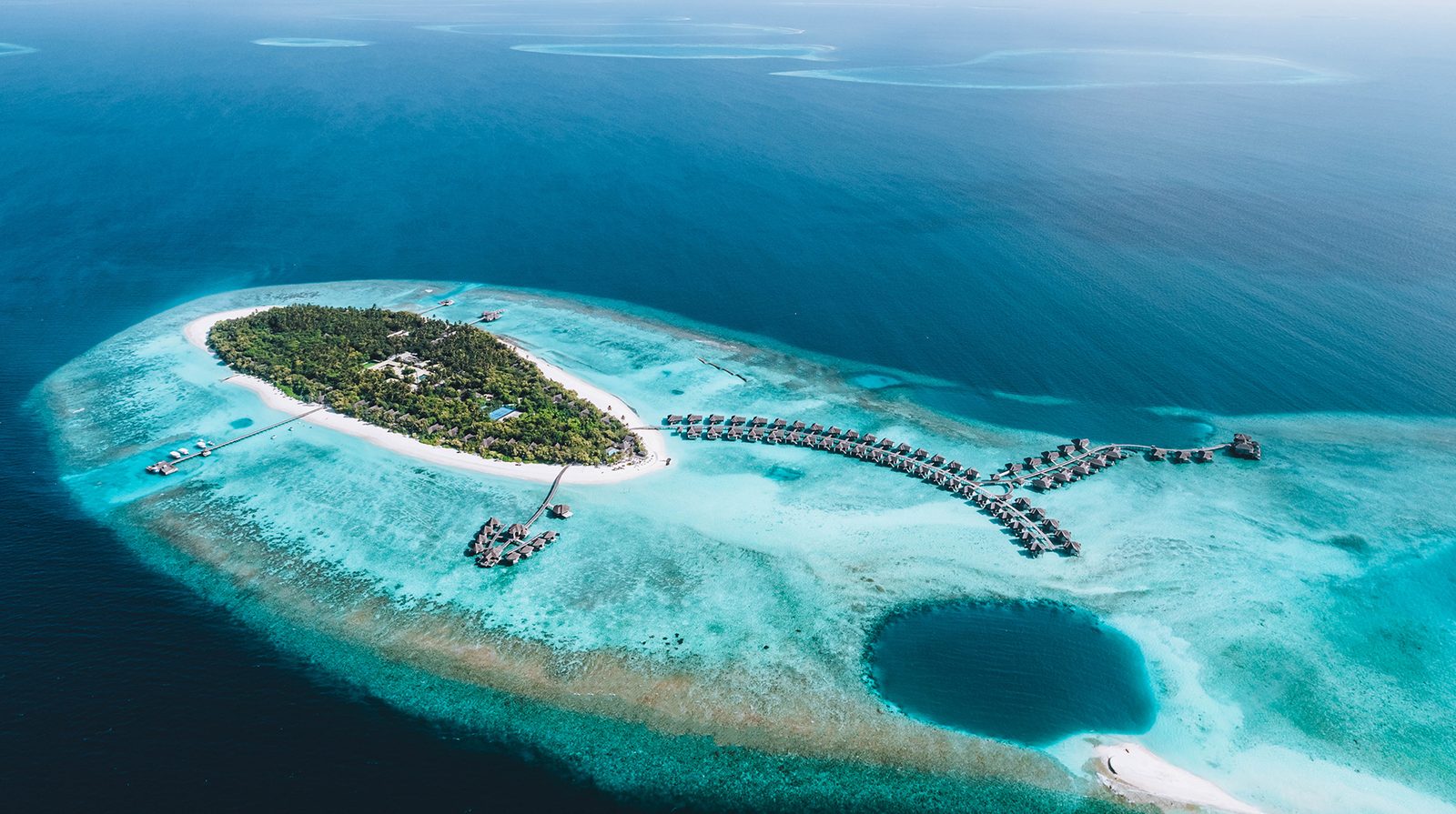 Vakkaru Maldives exterior view
