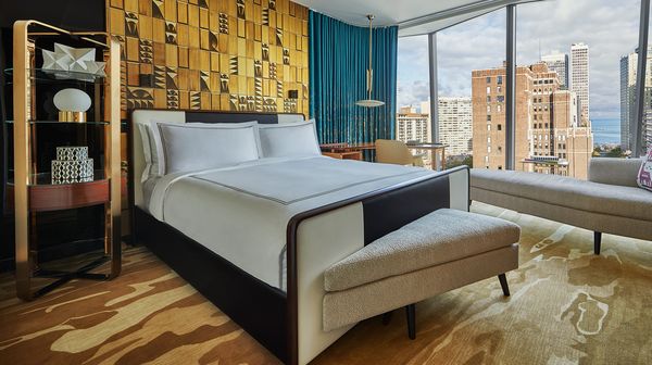 Viceroy Chicago interior