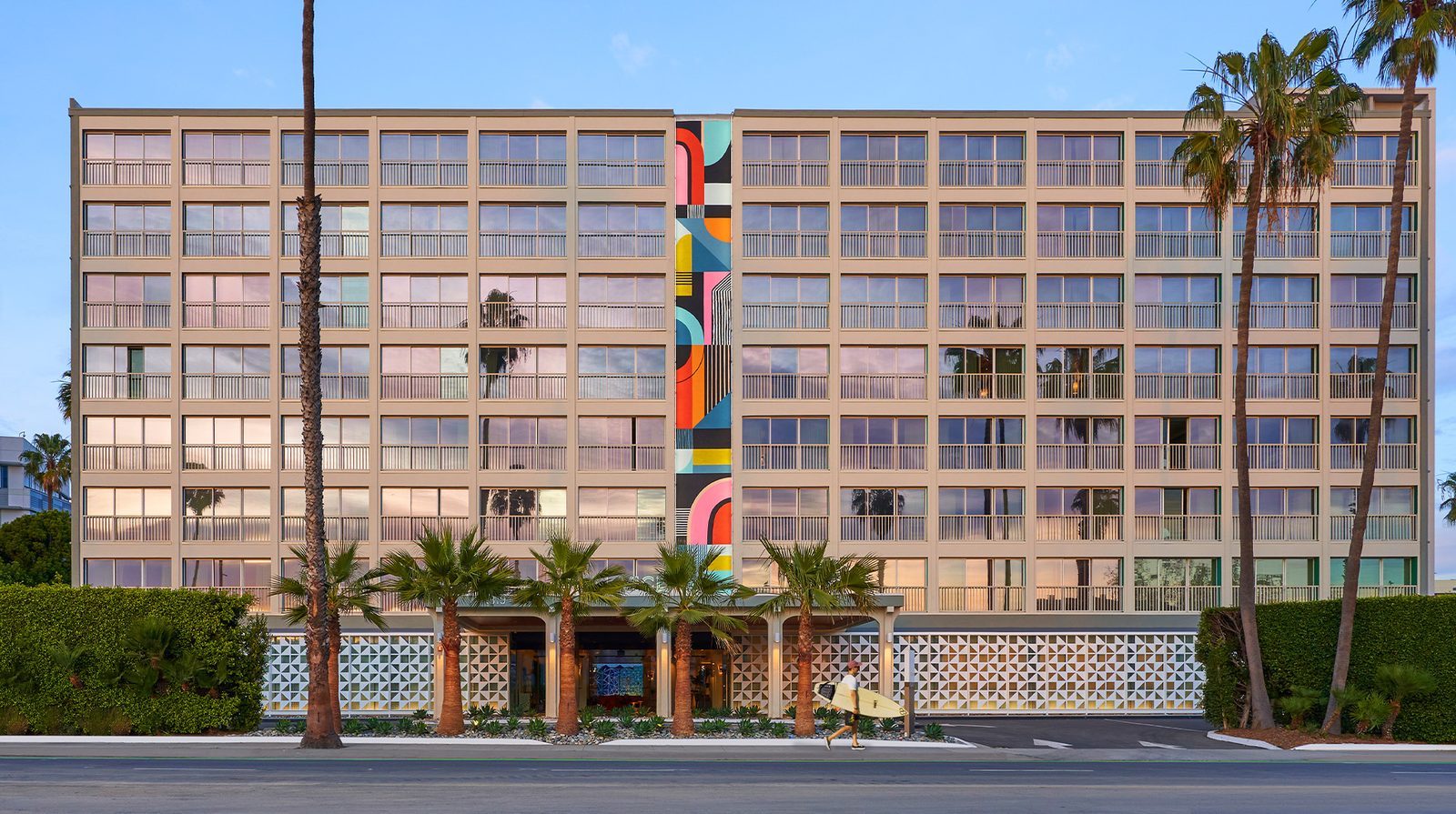 Viceroy Santa Monica exterior view