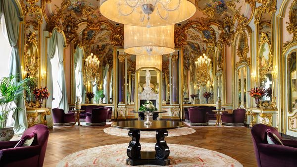 Villa Cora interior